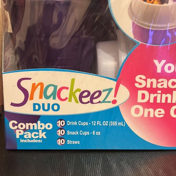 Snackeez disposable duo cup combo packs - Picture 2 of 5